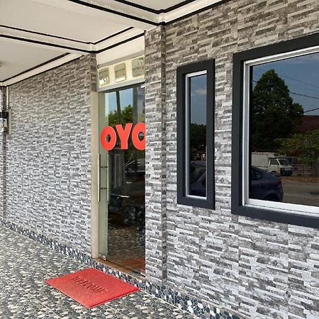 Oyo 90205 Bayu Sintok Motel Changlun Eksteriør billede