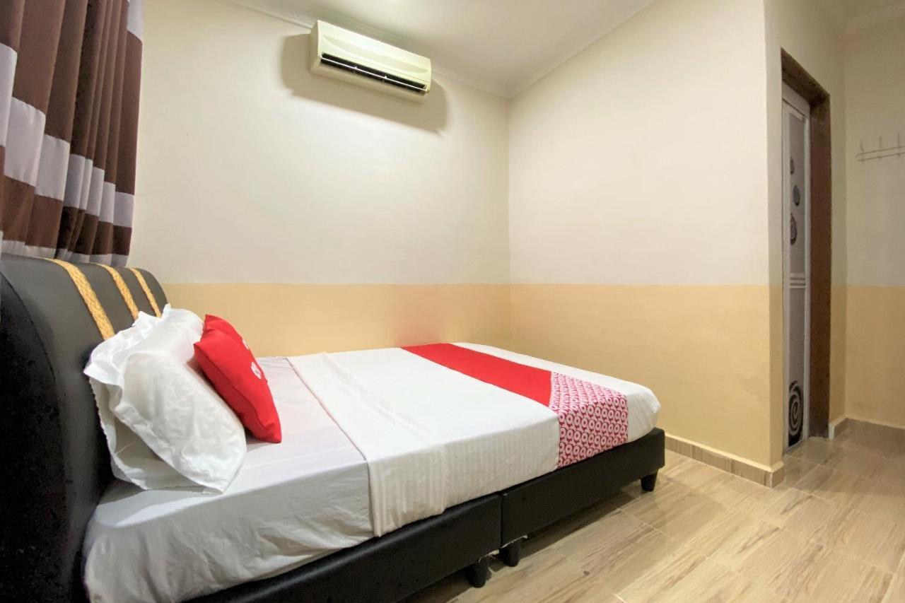 Oyo 90205 Bayu Sintok Motel Changlun Eksteriør billede