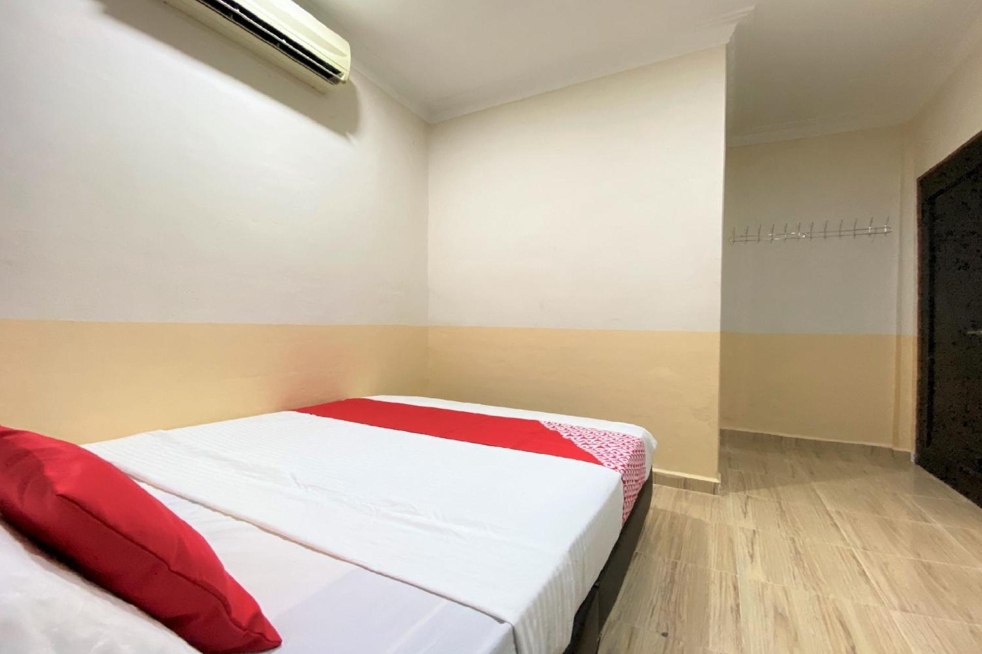 Oyo 90205 Bayu Sintok Motel Changlun Eksteriør billede